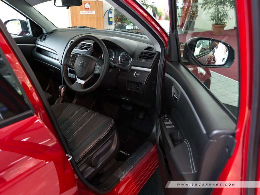 https://i.i-sgcm.com/new_cars/cars/10991/10991_g40