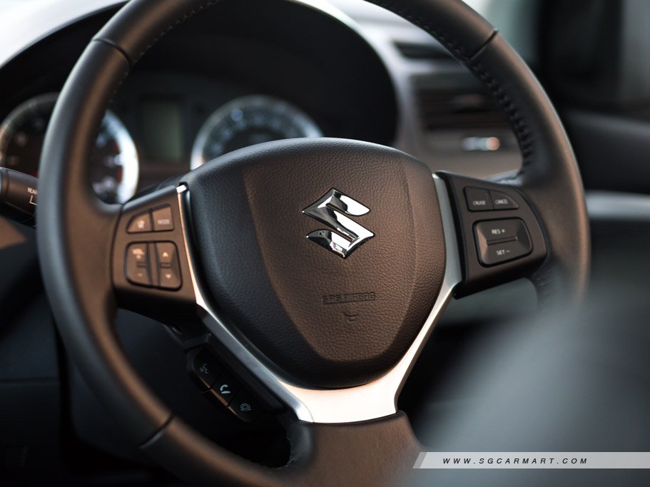 https://i.i-sgcm.com/new_cars/cars/10991/10991_g45