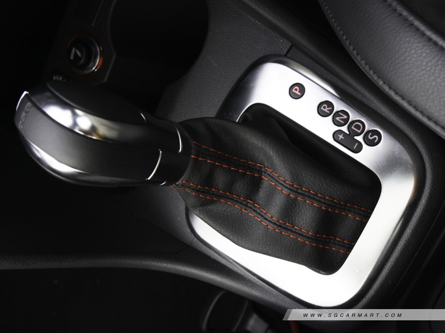 https://i.i-sgcm.com/new_cars/cars/11001/11001_g22