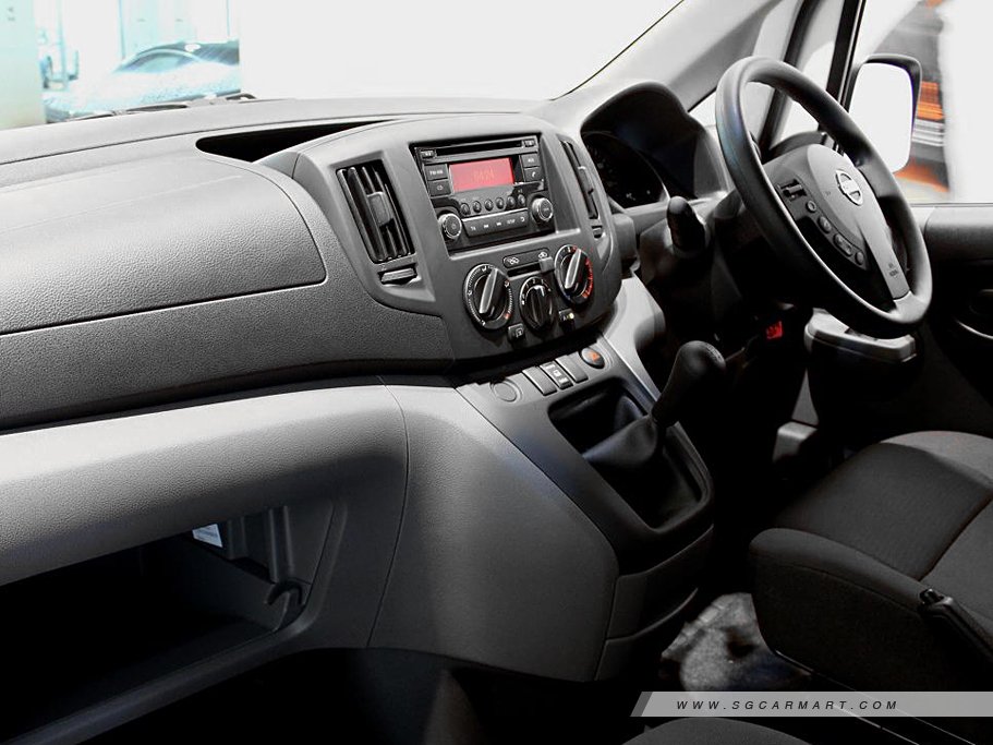 https://i.i-sgcm.com/new_cars/cars/11005/11005_g26