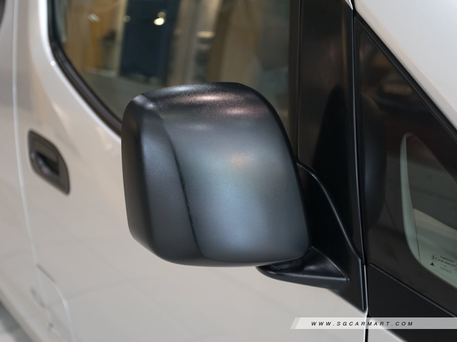 https://i.i-sgcm.com/new_cars/cars/11005/11005_g39