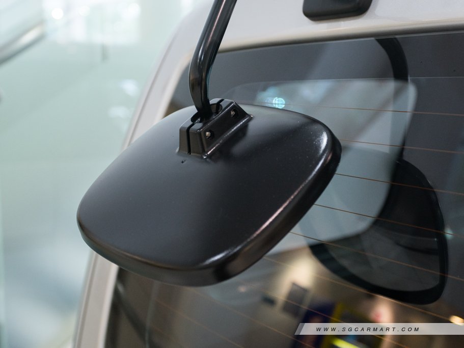 https://i.i-sgcm.com/new_cars/cars/11005/11005_g42