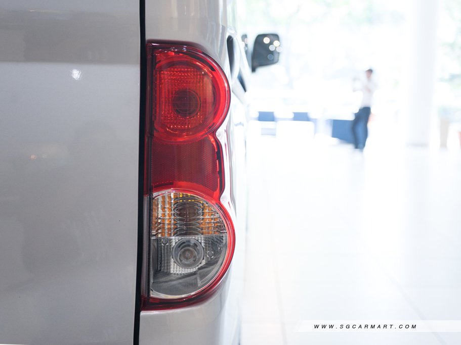 https://i.i-sgcm.com/new_cars/cars/11005/11005_g45