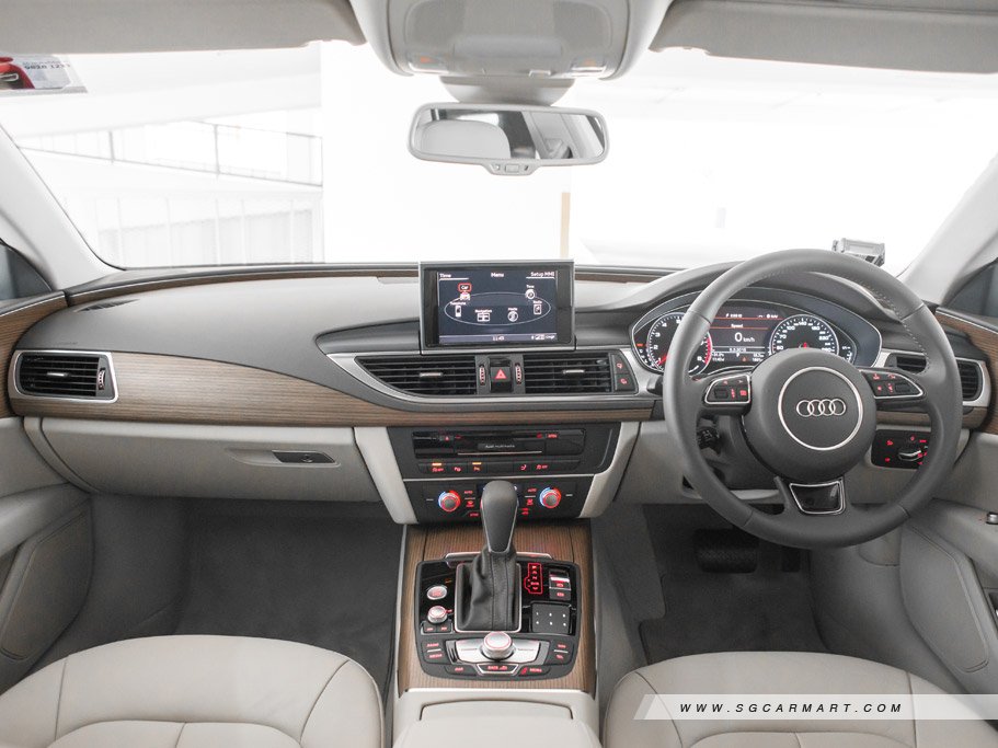 https://i.i-sgcm.com/new_cars/cars/11007/11007_g24