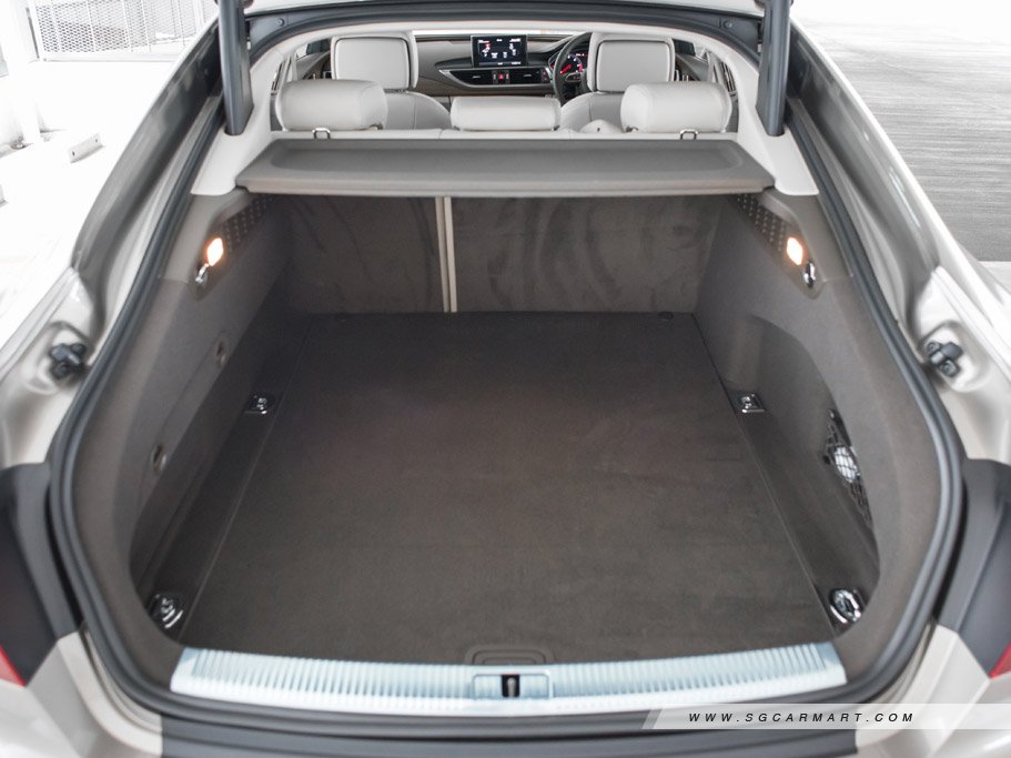 https://i.i-sgcm.com/new_cars/cars/11007/11007_g30