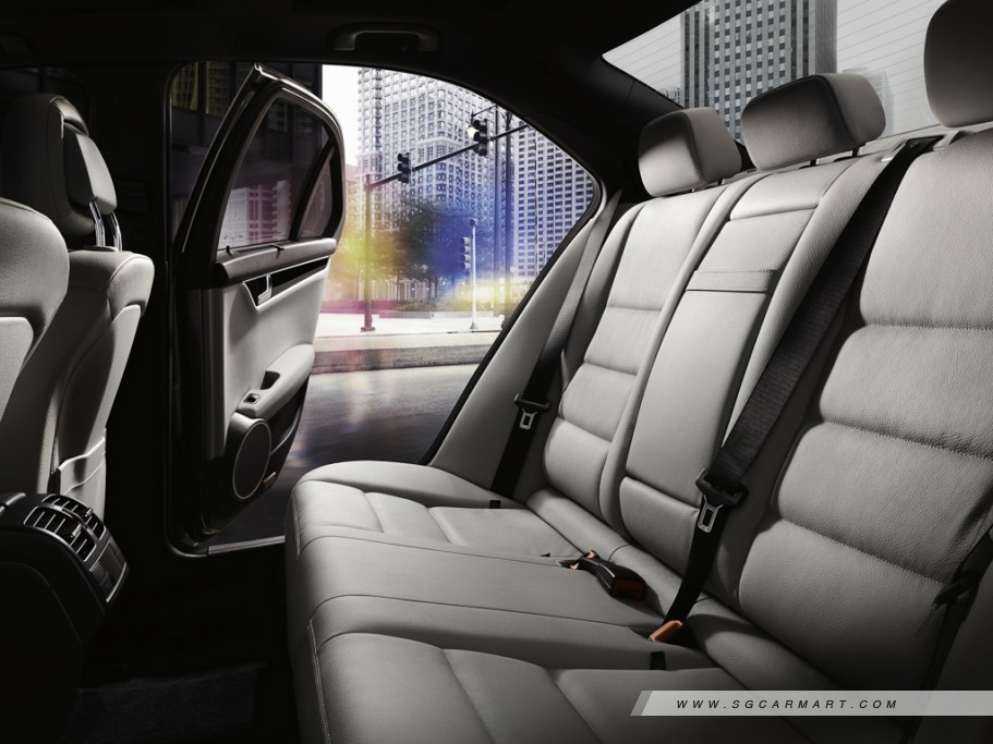 https://i.i-sgcm.com/new_cars/cars/11015/11015_g8