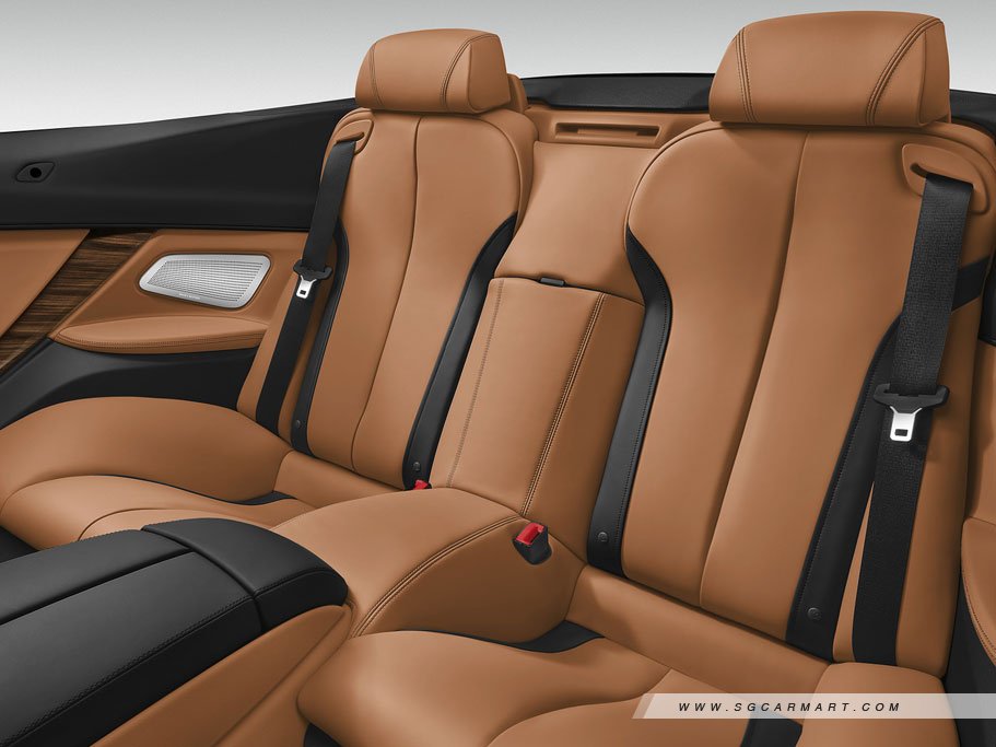 https://i.i-sgcm.com/new_cars/cars/11016/11016_g12