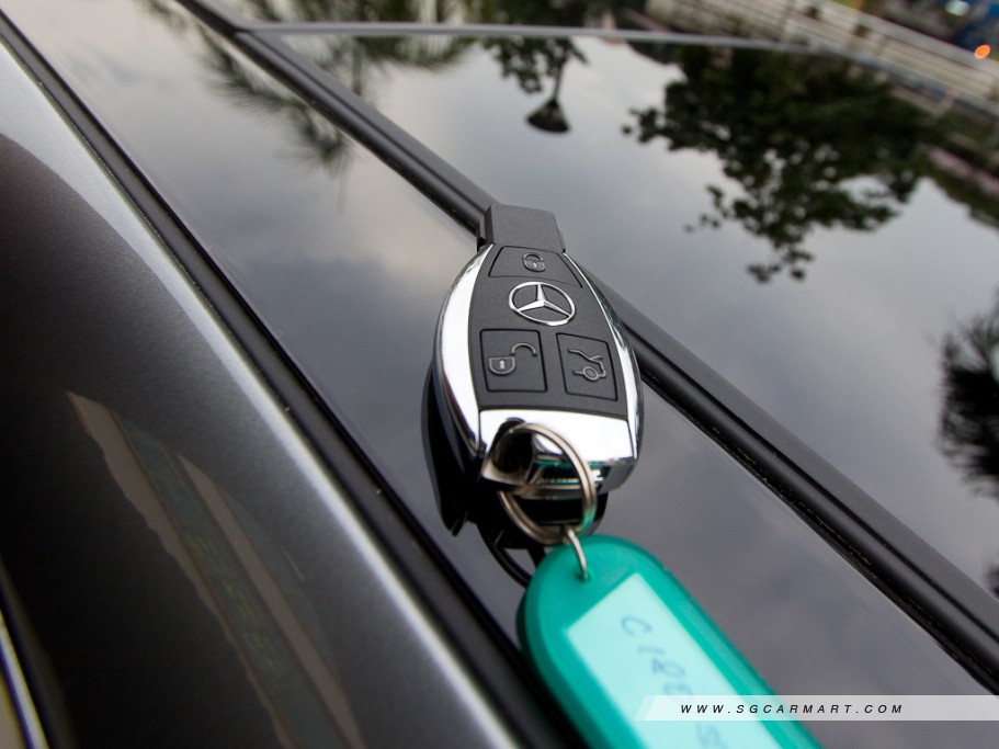 https://i.i-sgcm.com/new_cars/cars/11017/11017_g103