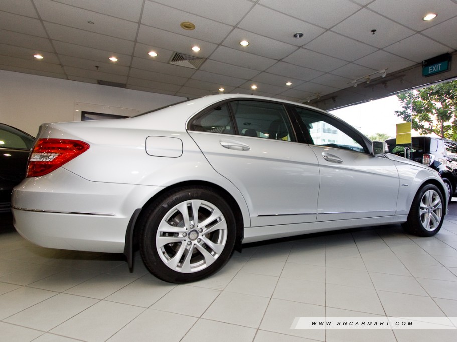 https://i.i-sgcm.com/new_cars/cars/11017/11017_g108