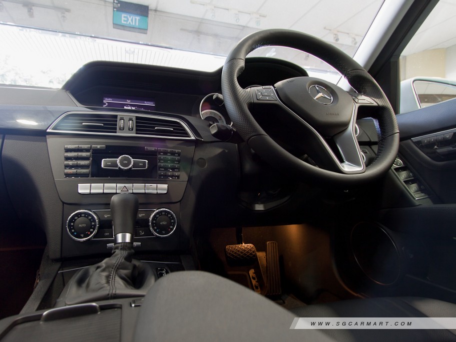 https://i.i-sgcm.com/new_cars/cars/11017/11017_g119