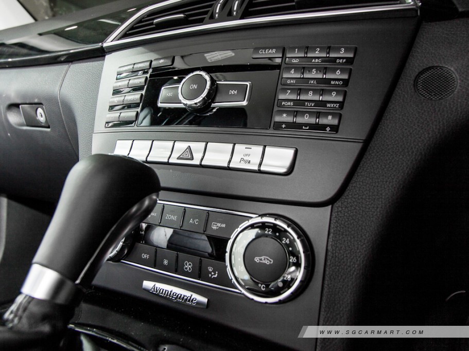 https://i.i-sgcm.com/new_cars/cars/11017/11017_g121