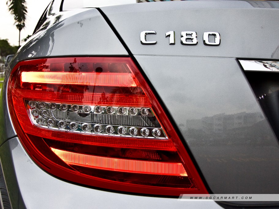 https://i.i-sgcm.com/new_cars/cars/11017/11017_g88