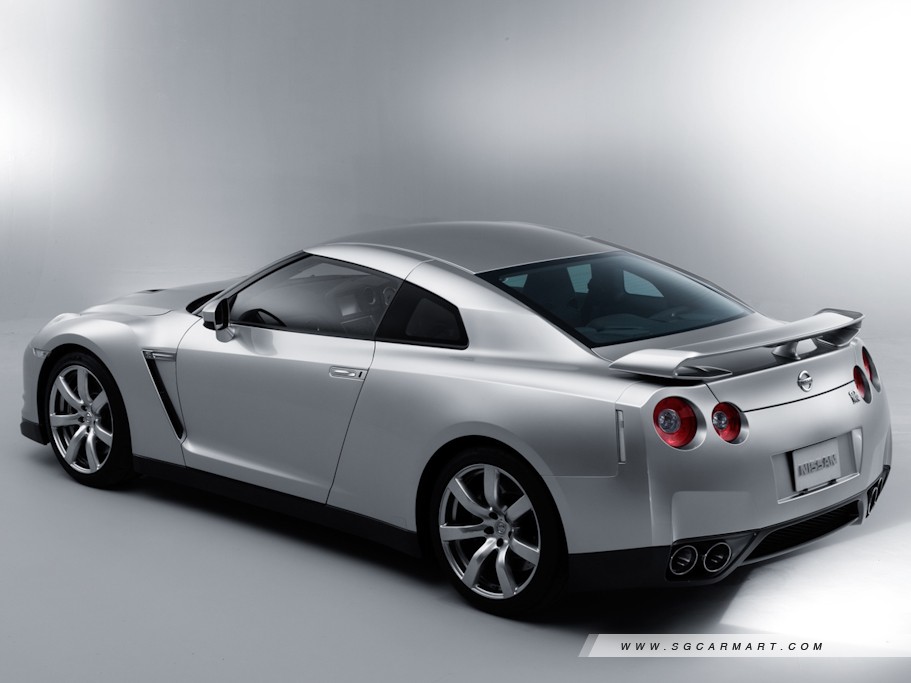 https://i.i-sgcm.com/new_cars/cars/11030/11030_g41