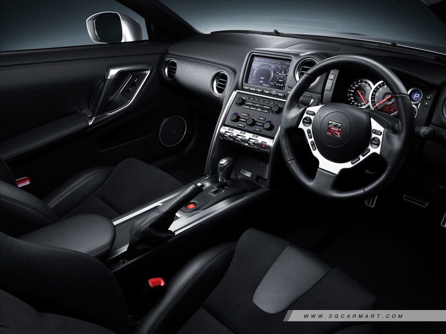 https://i.i-sgcm.com/new_cars/cars/11030/11030_g43