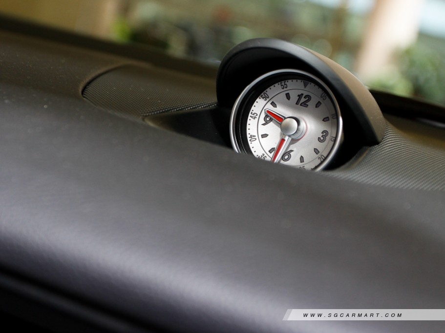 https://i.i-sgcm.com/new_cars/cars/11033/11033_g18