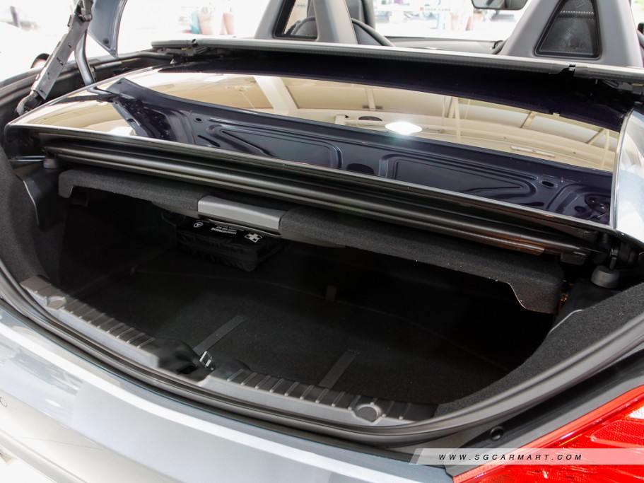 https://i.i-sgcm.com/new_cars/cars/11033/11033_g23