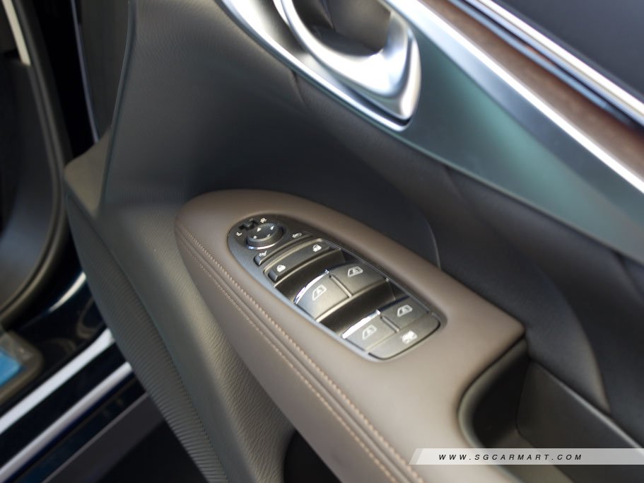 https://i.i-sgcm.com/new_cars/cars/11039/11039_g101