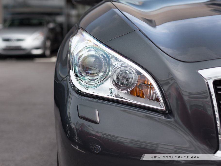 https://i.i-sgcm.com/new_cars/cars/11039/11039_g47