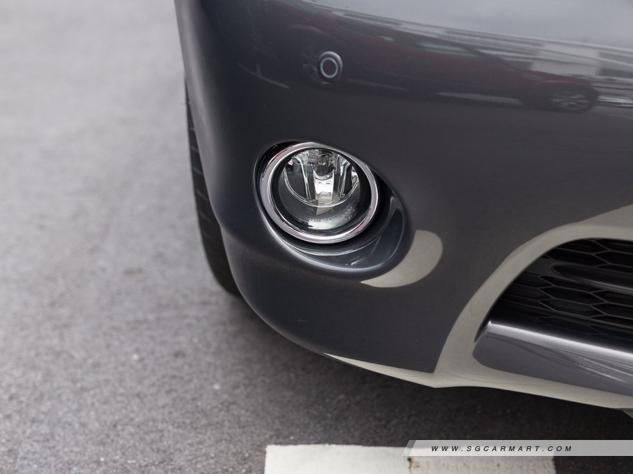 https://i.i-sgcm.com/new_cars/cars/11039/11039_g48