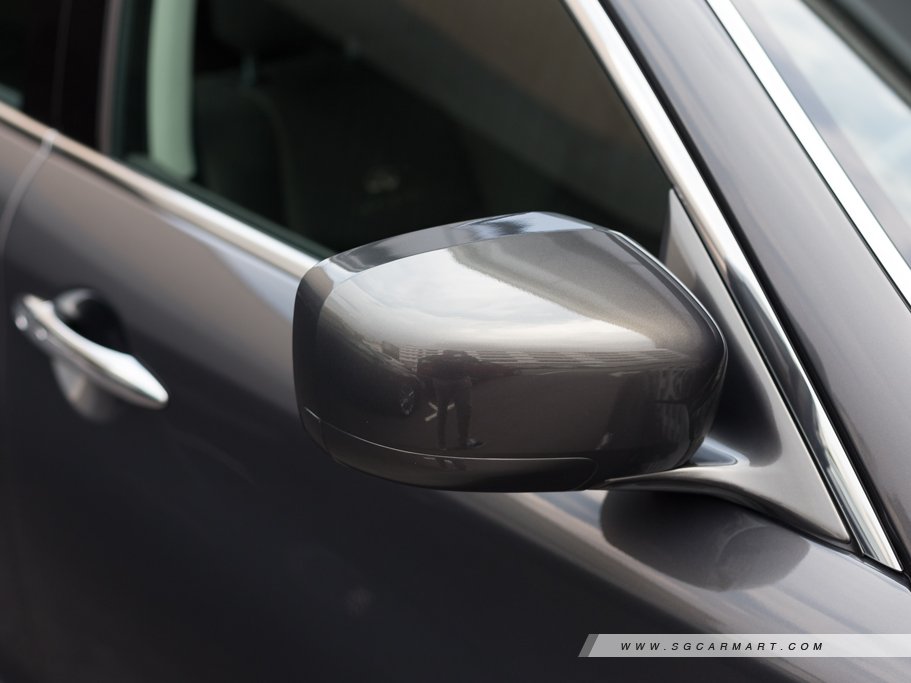 https://i.i-sgcm.com/new_cars/cars/11039/11039_g53