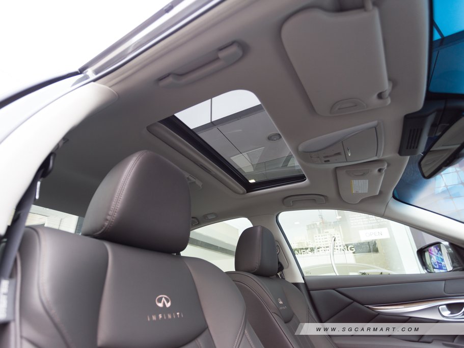 https://i.i-sgcm.com/new_cars/cars/11039/11039_g58