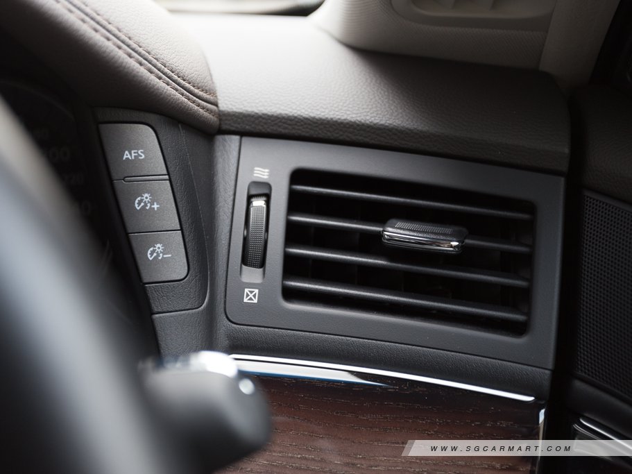 https://i.i-sgcm.com/new_cars/cars/11039/11039_g75
