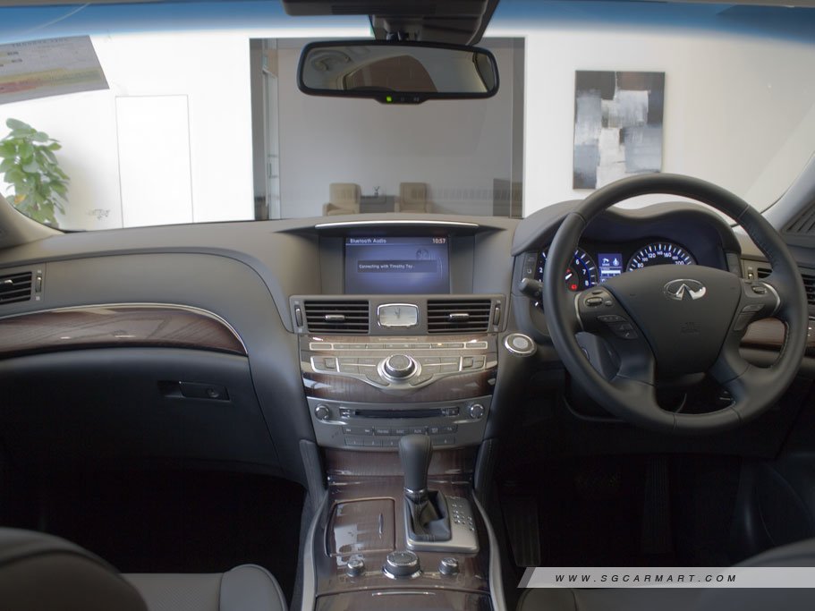 https://i.i-sgcm.com/new_cars/cars/11039/11039_g93