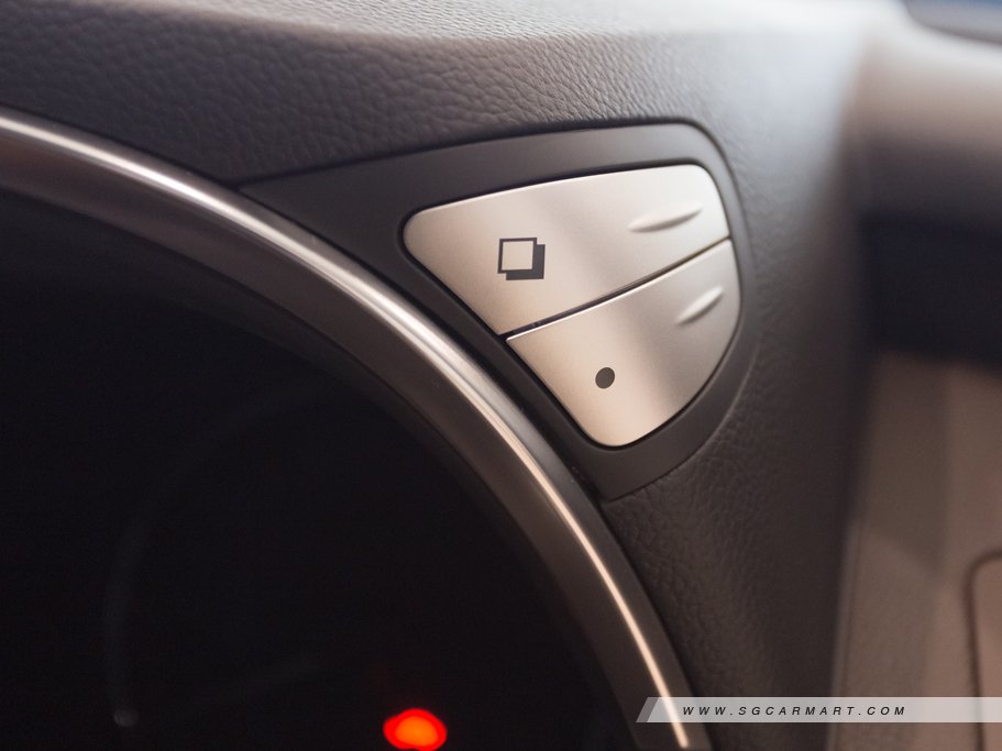 https://i.i-sgcm.com/new_cars/cars/11040/11040_g83