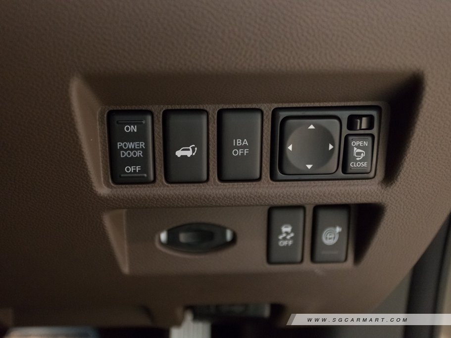 https://i.i-sgcm.com/new_cars/cars/11040/11040_g88
