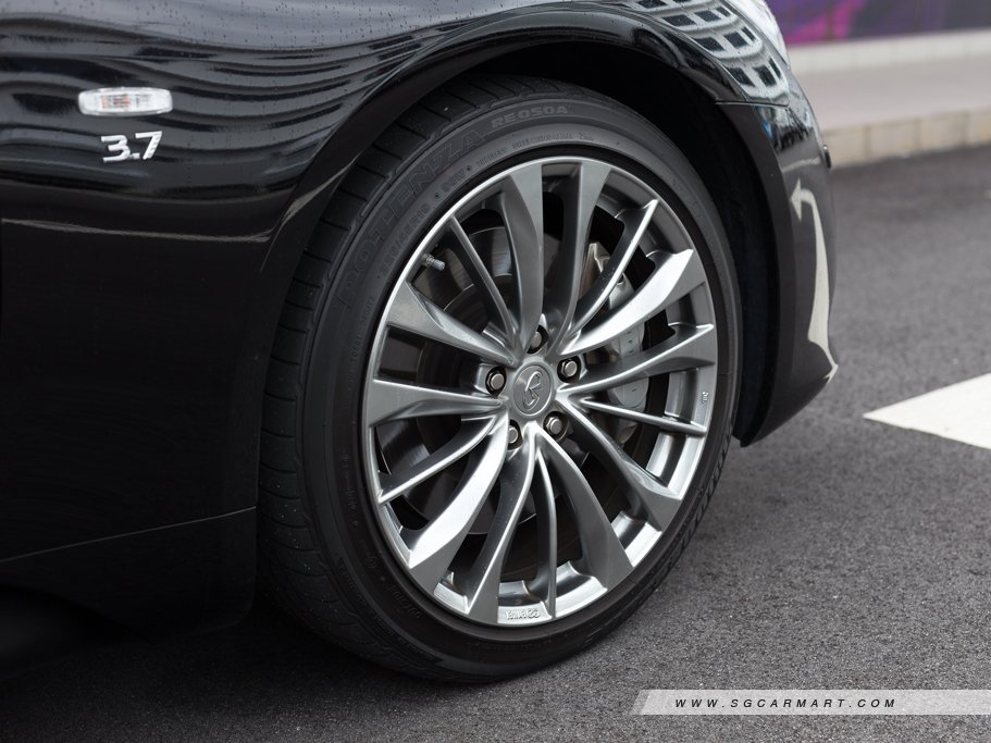 https://i.i-sgcm.com/new_cars/cars/11041/11041_g44