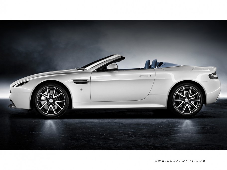 https://i.i-sgcm.com/new_cars/cars/11048/11048_g4
