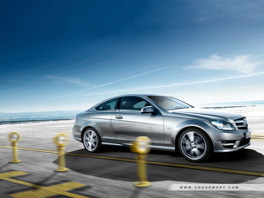 https://i.i-sgcm.com/new_cars/cars/11049/11049_g2