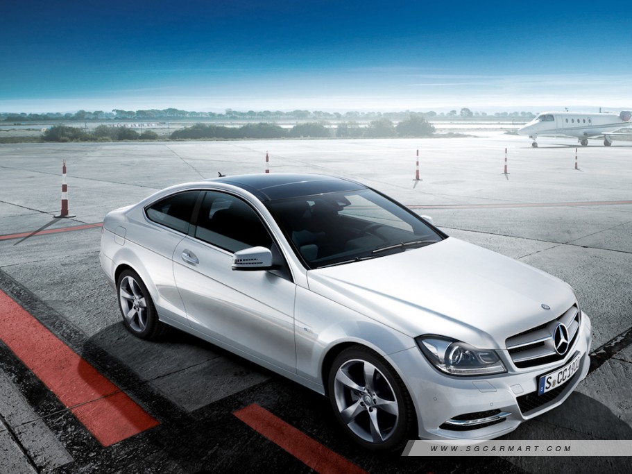 https://i.i-sgcm.com/new_cars/cars/11049/11049_g4