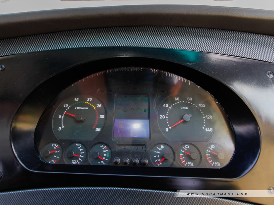 https://i.i-sgcm.com/new_cars/cars/11054/11054_g74