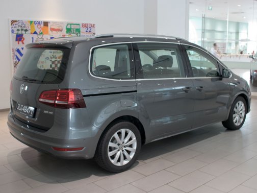 New Volkswagen Sharan Photos Photo Gallery Sgcarmart