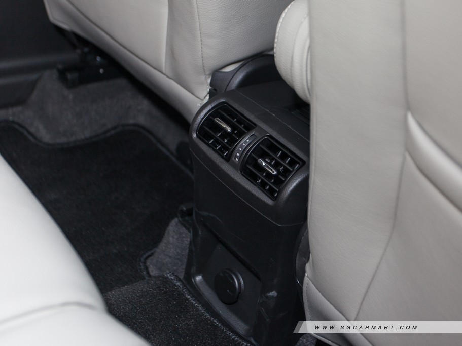 https://i.i-sgcm.com/new_cars/cars/11059/11059_g50