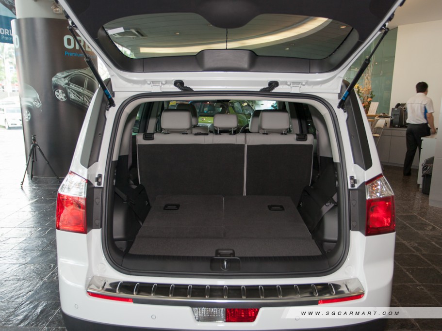 https://i.i-sgcm.com/new_cars/cars/11059/11059_g53