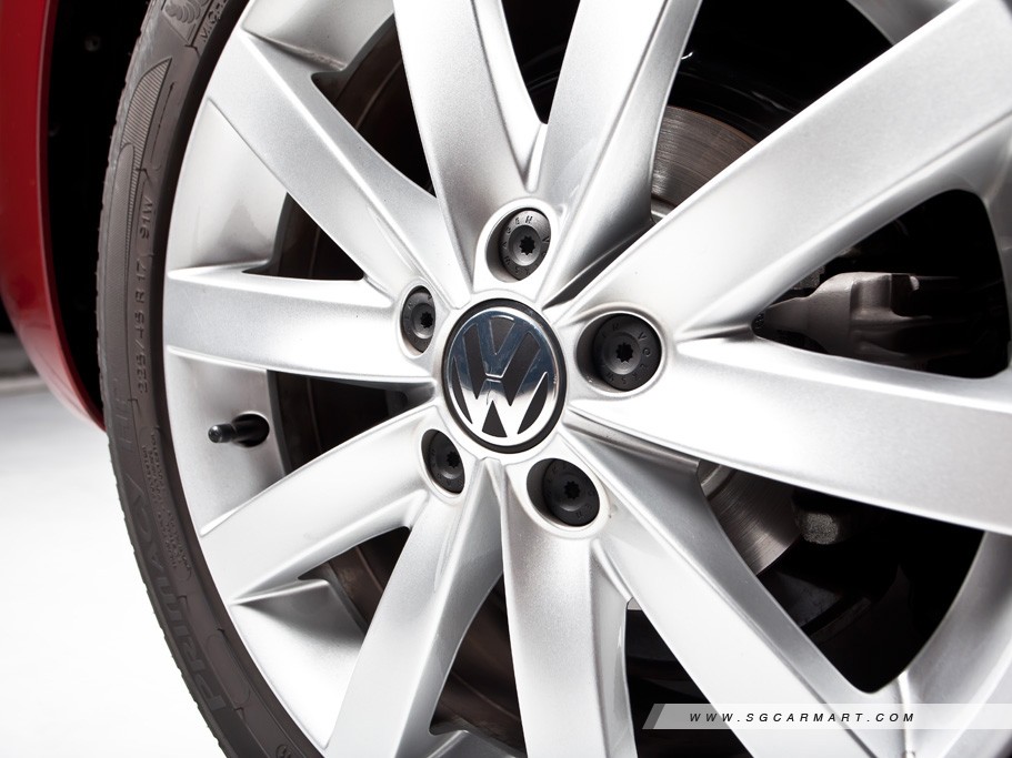 https://i.i-sgcm.com/new_cars/cars/11071/11071_g21