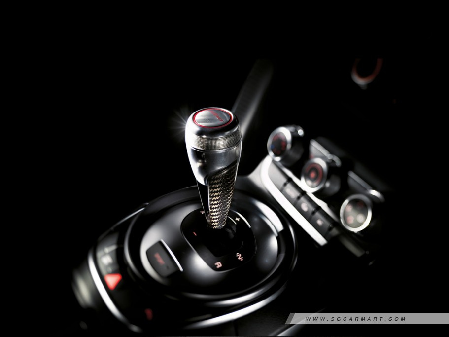 https://i.i-sgcm.com/new_cars/cars/11073/11073_g9
