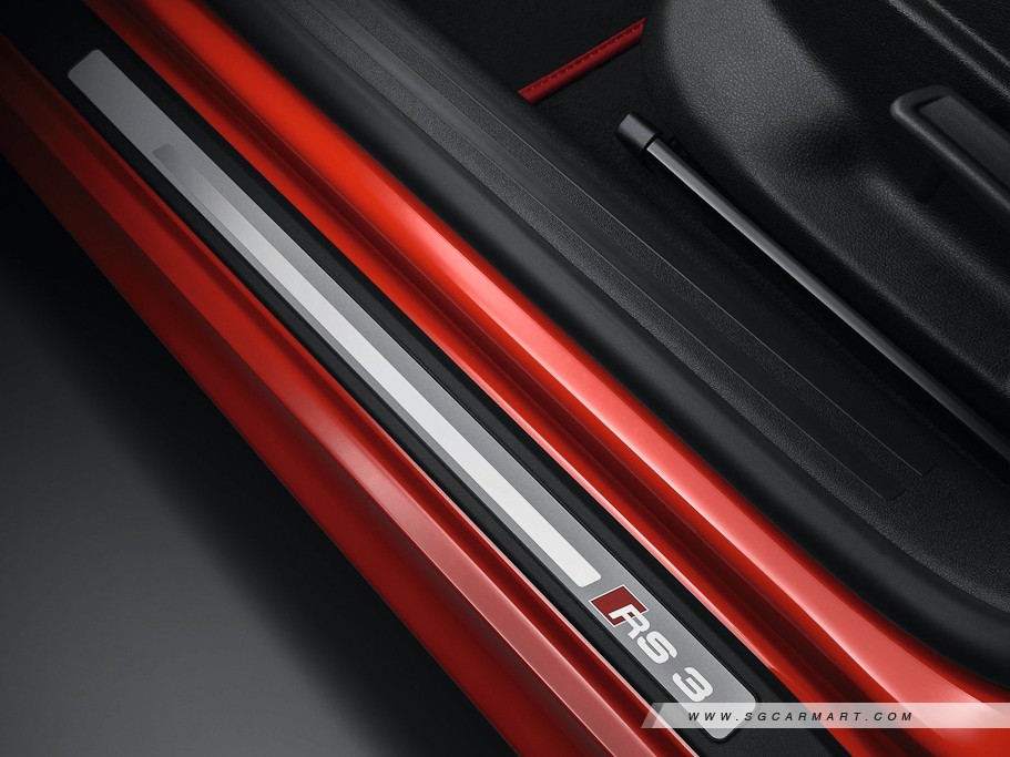 https://i.i-sgcm.com/new_cars/cars/11074/11074_g13