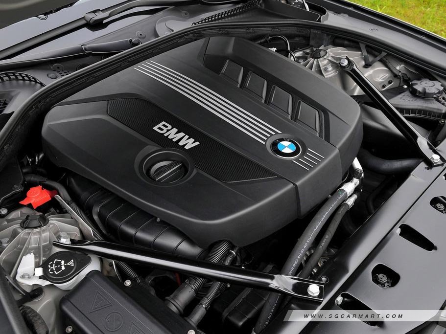 https://i.i-sgcm.com/new_cars/cars/11075/11075_g12