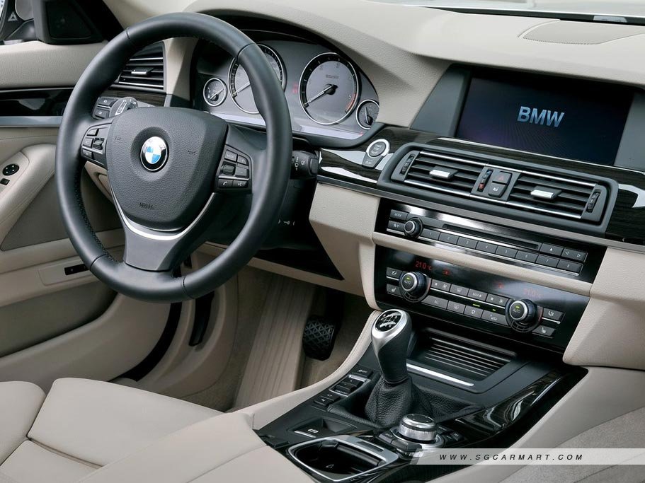 https://i.i-sgcm.com/new_cars/cars/11075/11075_g8
