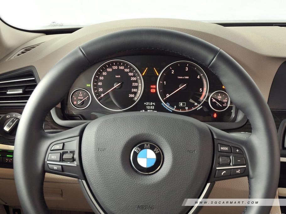 https://i.i-sgcm.com/new_cars/cars/11075/11075_g9