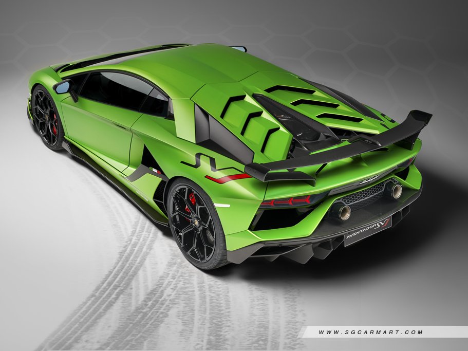 https://i.i-sgcm.com/new_cars/cars/11076/11076_g42