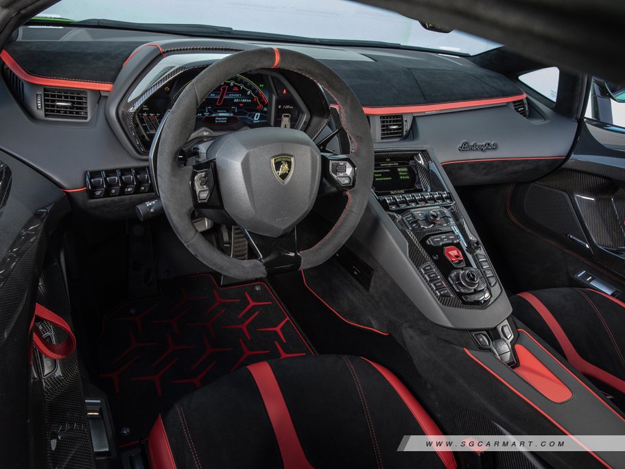 https://i.i-sgcm.com/new_cars/cars/11076/11076_g43
