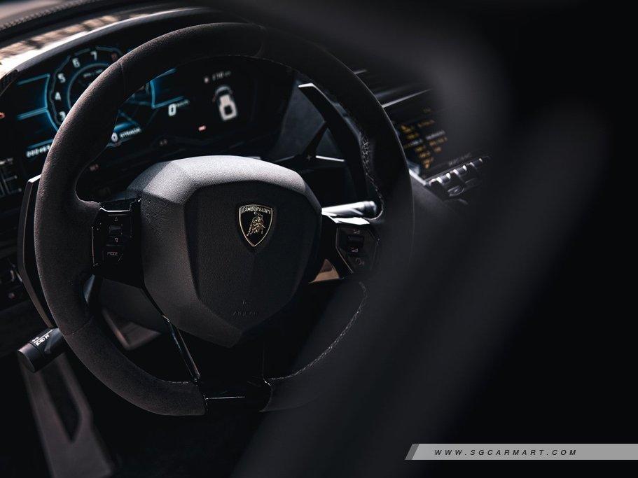 https://i.i-sgcm.com/new_cars/cars/11076/11076_g54