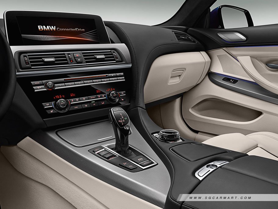https://i.i-sgcm.com/new_cars/cars/11078/11078_g12