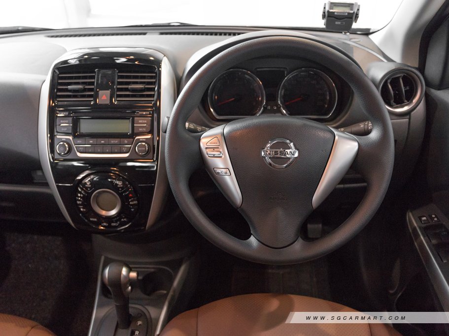 https://i.i-sgcm.com/new_cars/cars/11079/11079_g38
