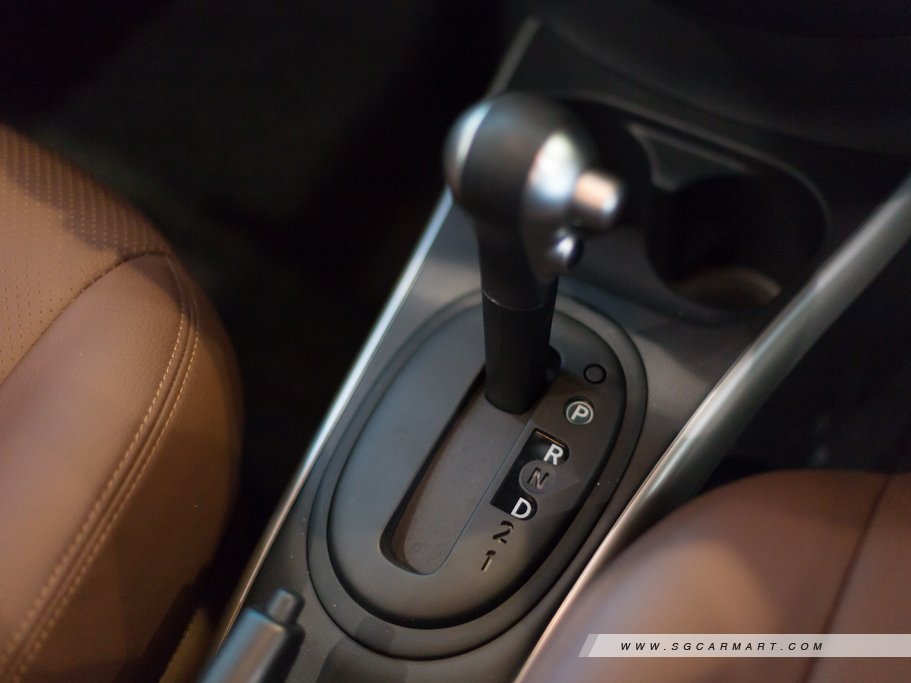 https://i.i-sgcm.com/new_cars/cars/11079/11079_g44