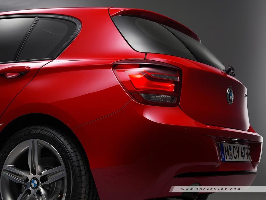 https://i.i-sgcm.com/new_cars/cars/11082/11082_g7